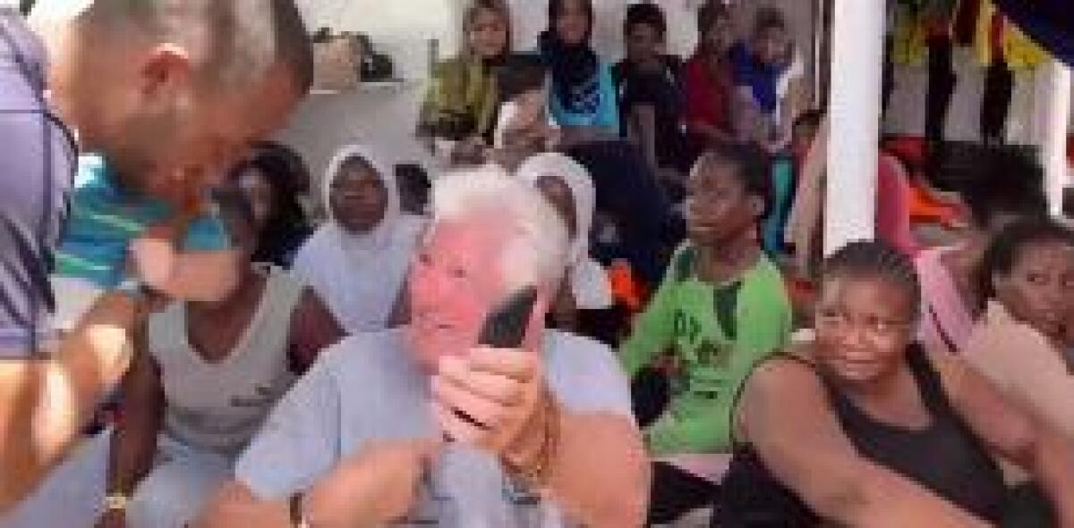 RICHARD GERE A LAMPEDUSA, "BASTA CON LA DEMONIZZAZIONE DEI MIGRANTI" - 