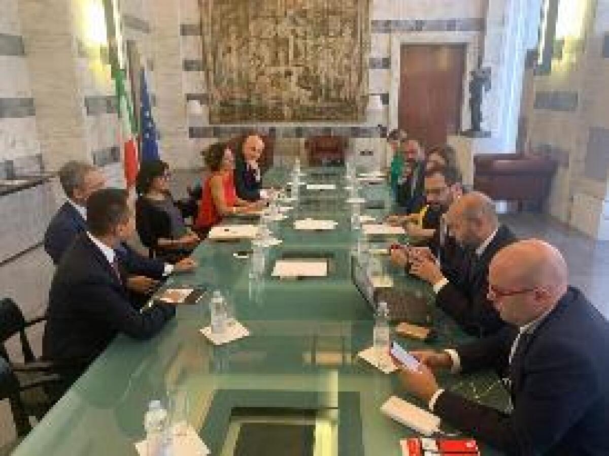 DI MAIO INCONTRA I MINISTRI M5S "PRONTI AL TAGLIO DEI PARLAMENTARI" - 