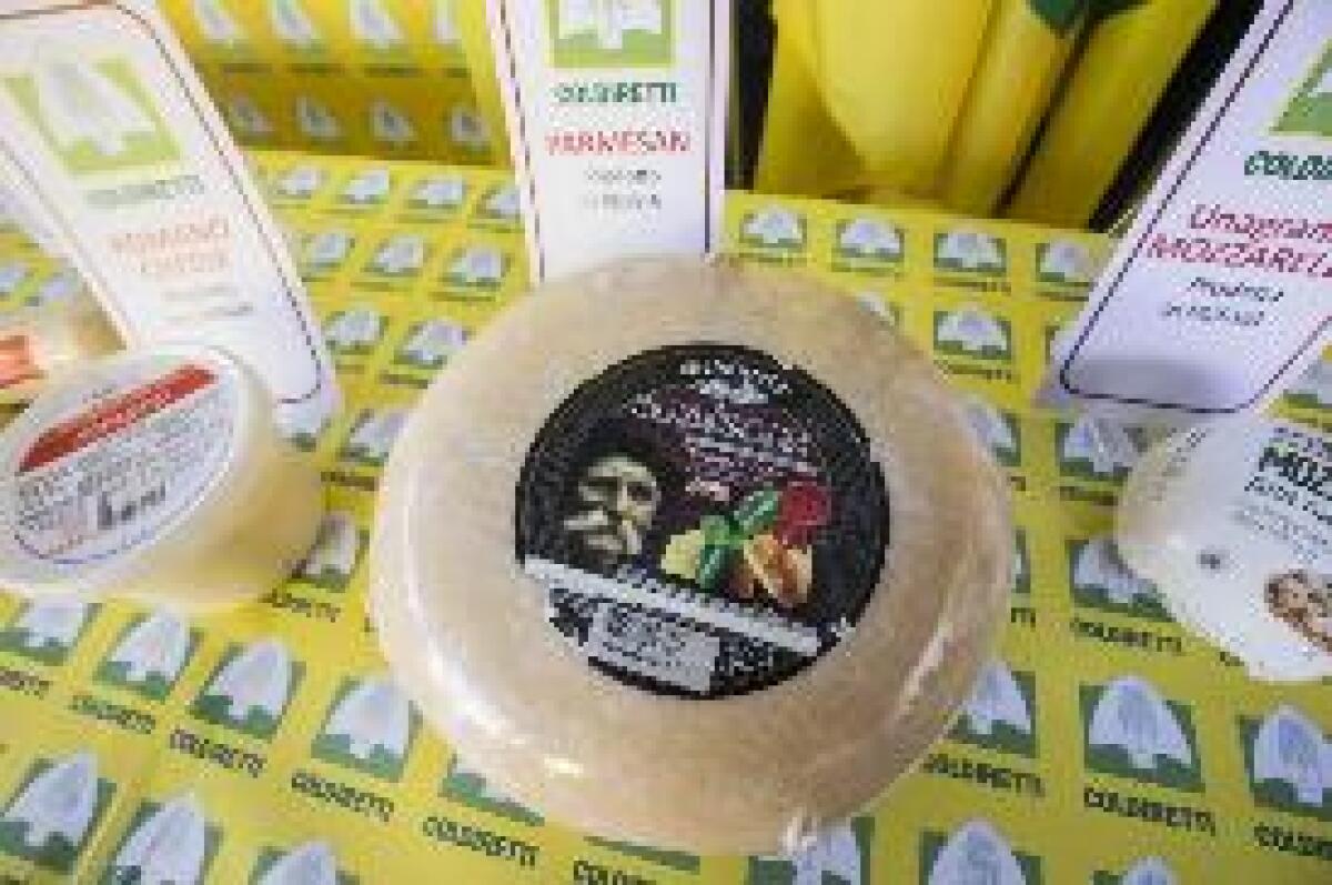 COLDIRETTI "PRODUZIONE FALSO PARMIGIANO SORPASSA IL VERO" - 
