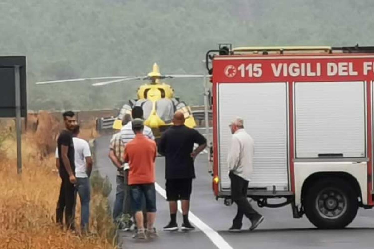 Perde il controllo della sua vettura, automobilista grave: in rianimazione a Siracusa - L'elisoccorso in azione sulla Gela-Catania.