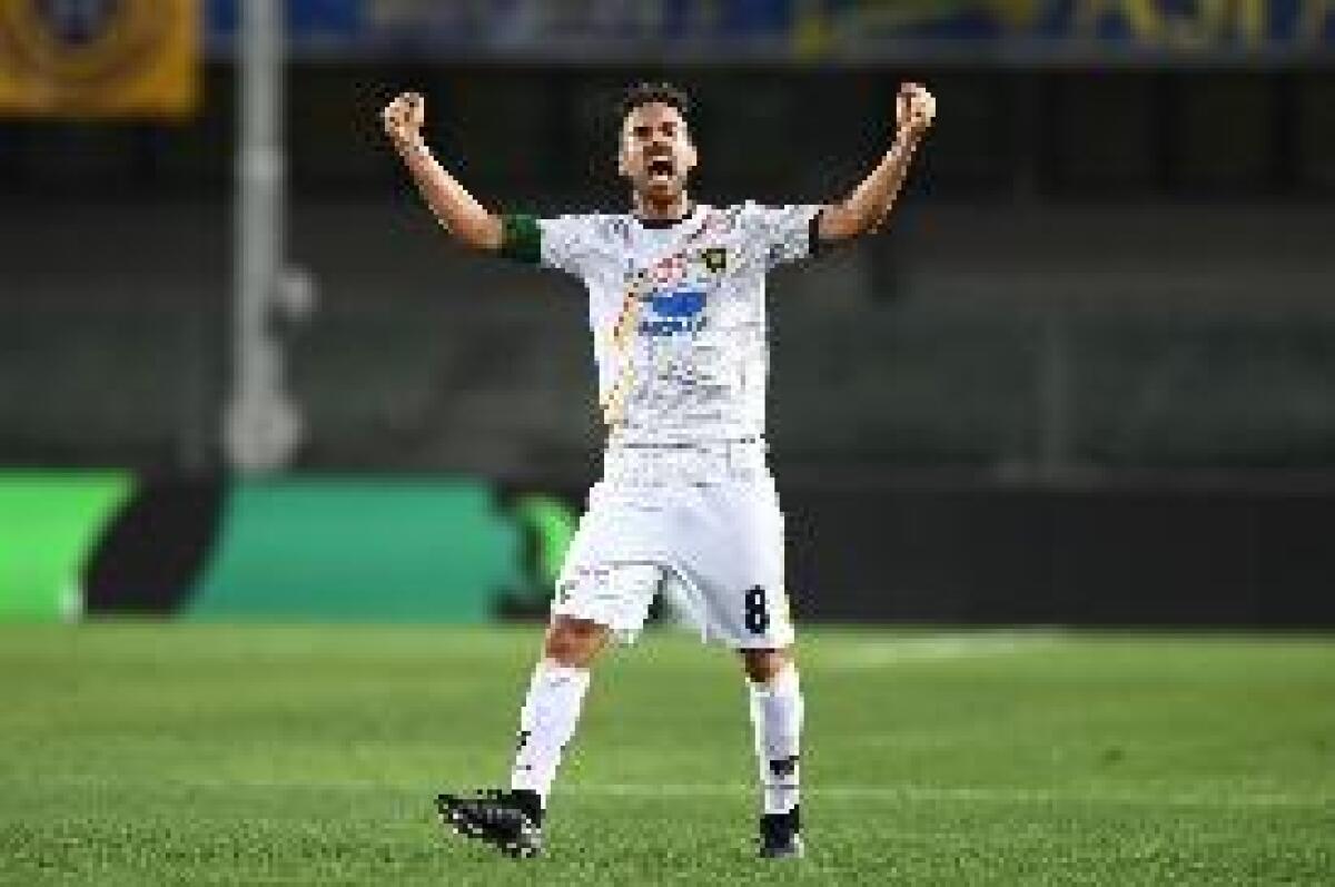 BELOTTI NON BASTA, TORINO SCONFITTO DAL LECCE - 