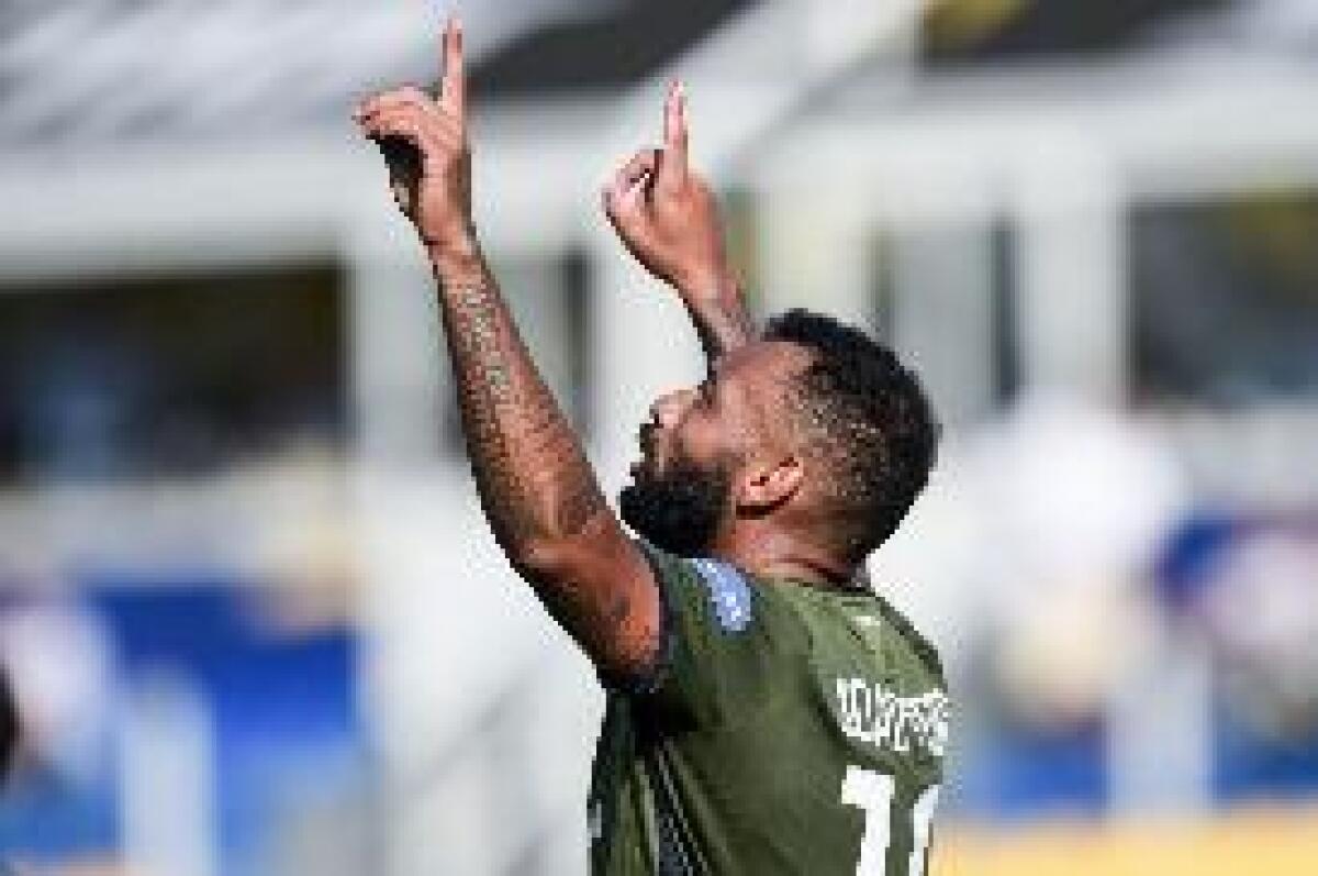 SECONDA VITTORIA DI FILA DEL CAGLIARI, GENOA KO - 