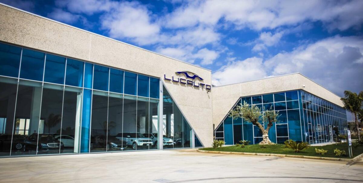 Hanno acquistato le auto ma ora sono sequestrate, la possibile beffa per tanti clienti "Lucauto" - 