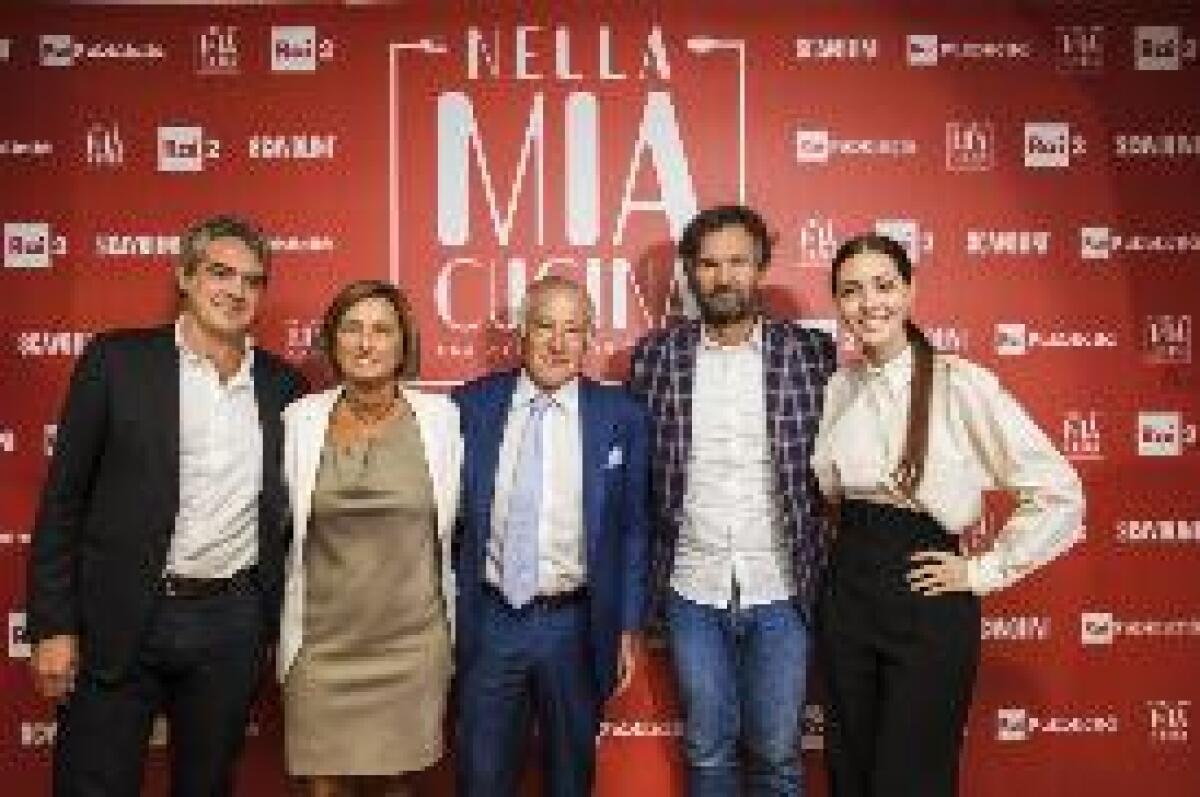 CARLO CRACCO TORNA IN TV CON IL COOKING SHOW "NELLA MIA CUCINA" - 