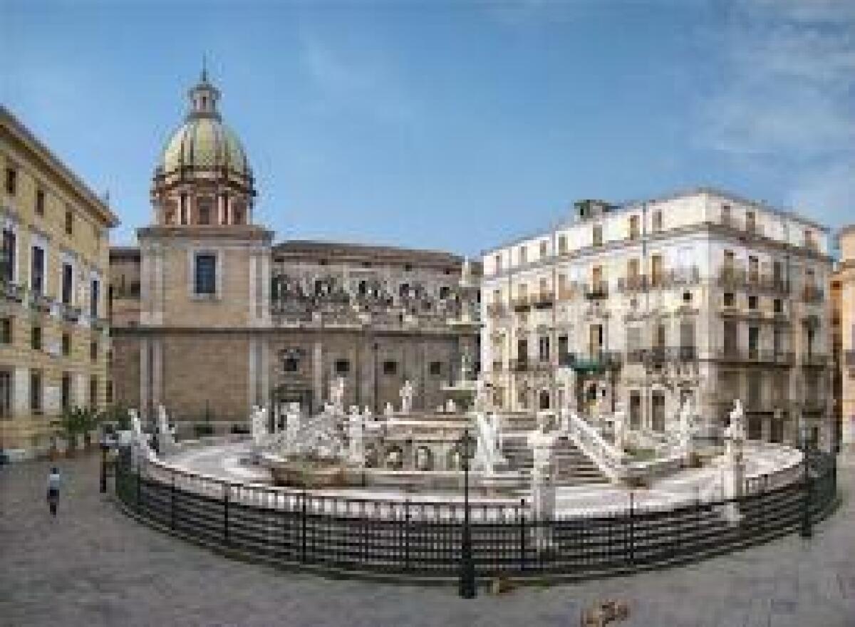 OFFENDE RAGAZZA DI COLORE, PROPRIETARIA B&amp;B CACCIA TURISTA - 