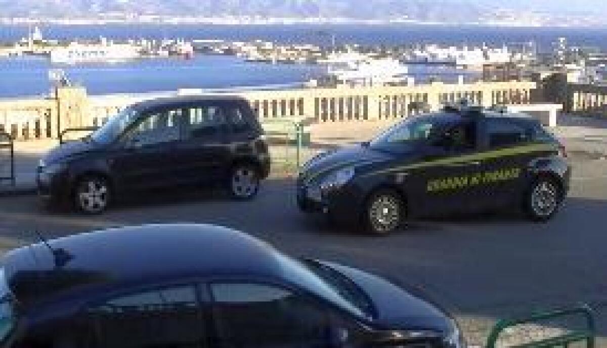 MILLE LAVORATORI IRREGOLARI SCOPERTI A NAPOLI IN NOVE MESI - 