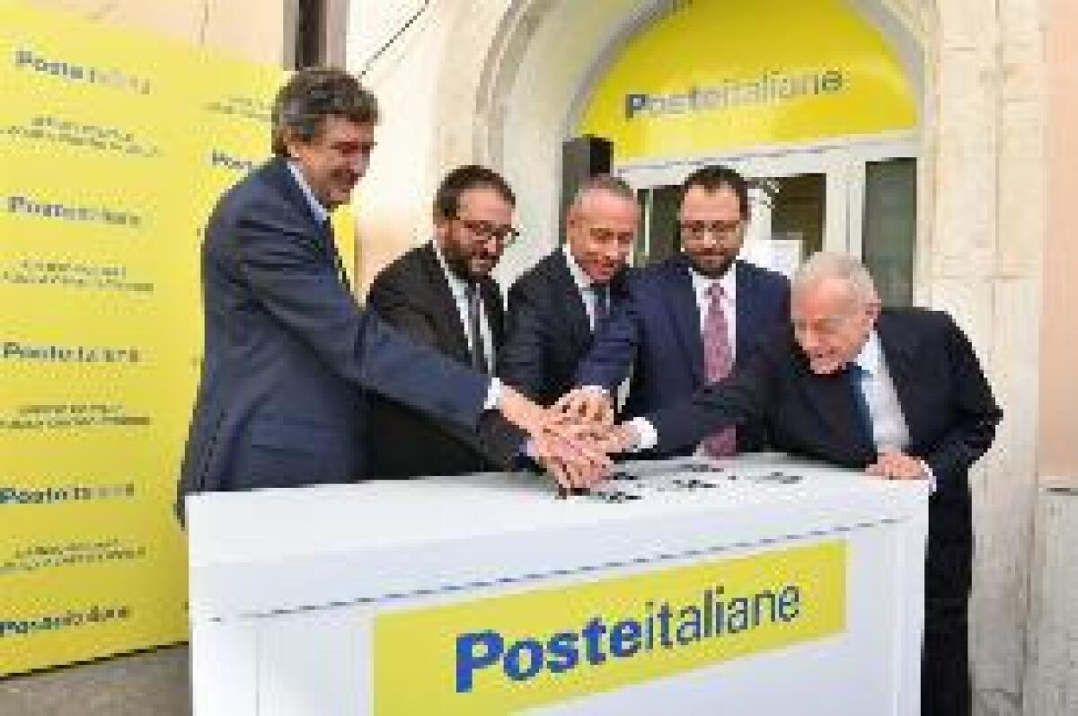 TERREMOTO, APERTO UN NUOVO UFFICIO POSTALE NEL CUORE DELL'AQUILA - 