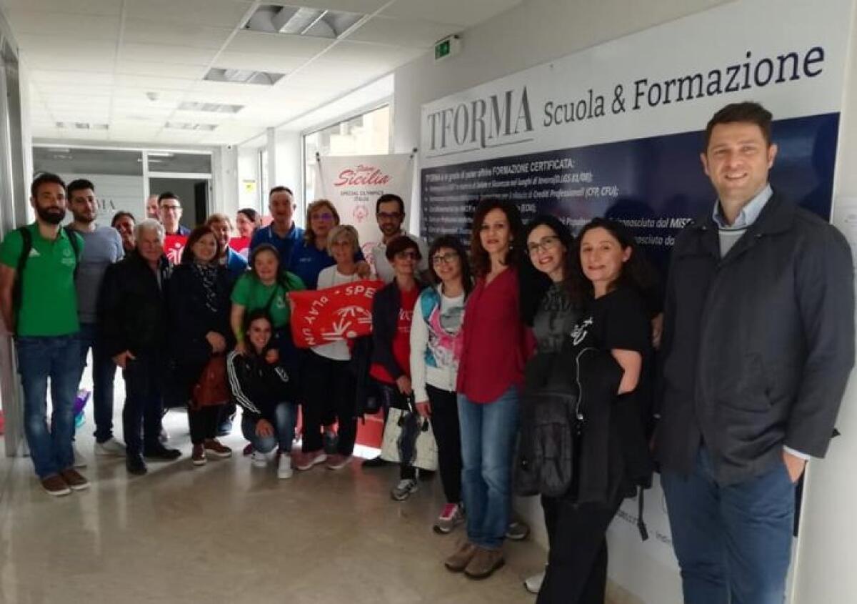 Operatori socio-sanitari, l'università E-Campus e l'inglese per bambini nei nuovi corsi Tforma -