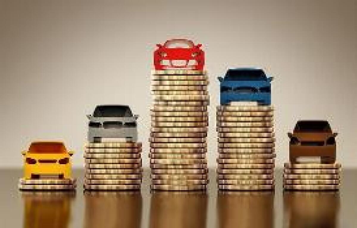 MERCATO DELL'AUTO IN CALO AD AGOSTO - 
