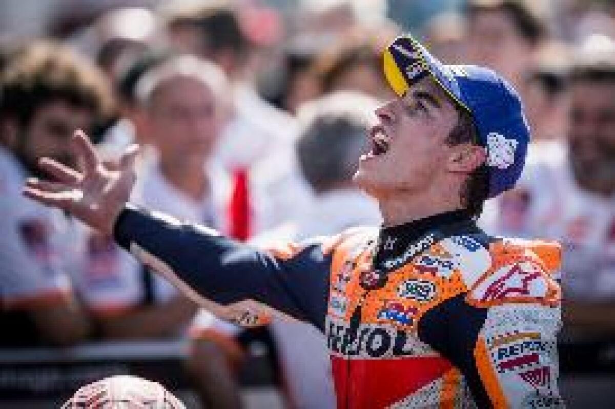 MARQUEZ CONQUISTA IL GRAN PREMIO DI THAILANDIA E SI LAUREA CAMPIONE - 
