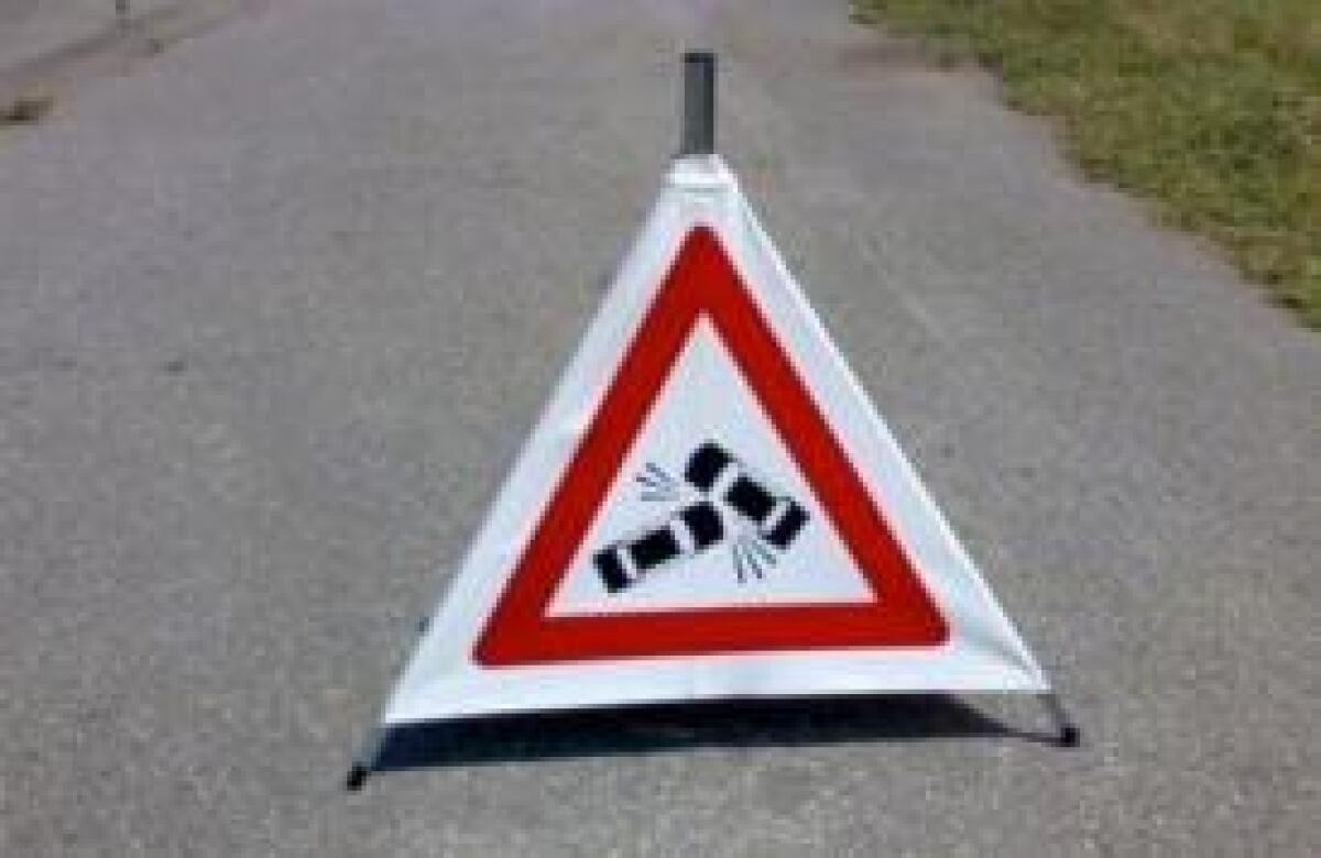 QUATTRO RAGAZZI SONO MORTI IN UN INCIDENTE STRADALE NEL COSENTINO - 