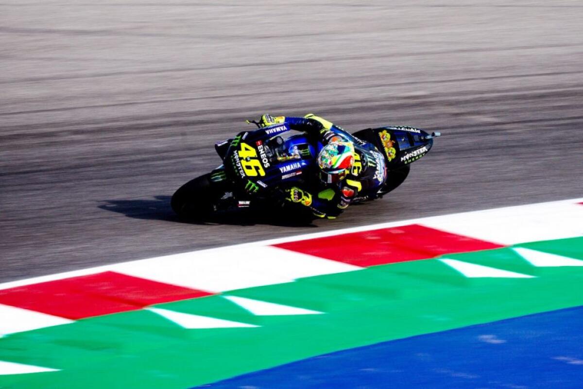 ROSSI FESTEGGIA 400 GP A PHILLIP ISLAND “GRANDISSIMO TRAGUARDO” - 
