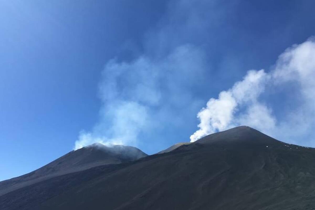 CESSATA L’EMERGENZA CENERE SULL’ETNA, RIAPRE SPAZIO AEREO - 
