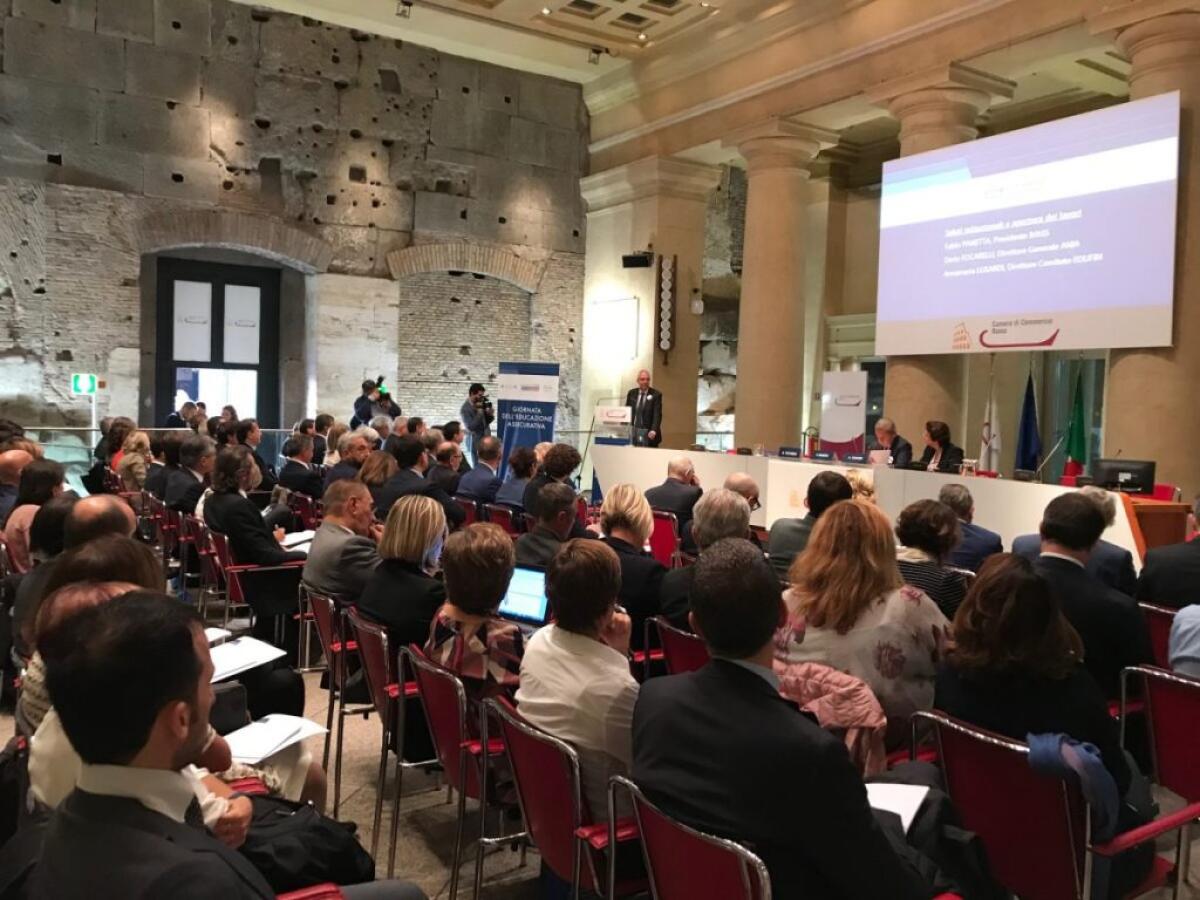 ASSICURAZIONI, ITALIANI ANCORA POCO PREPARATI - 