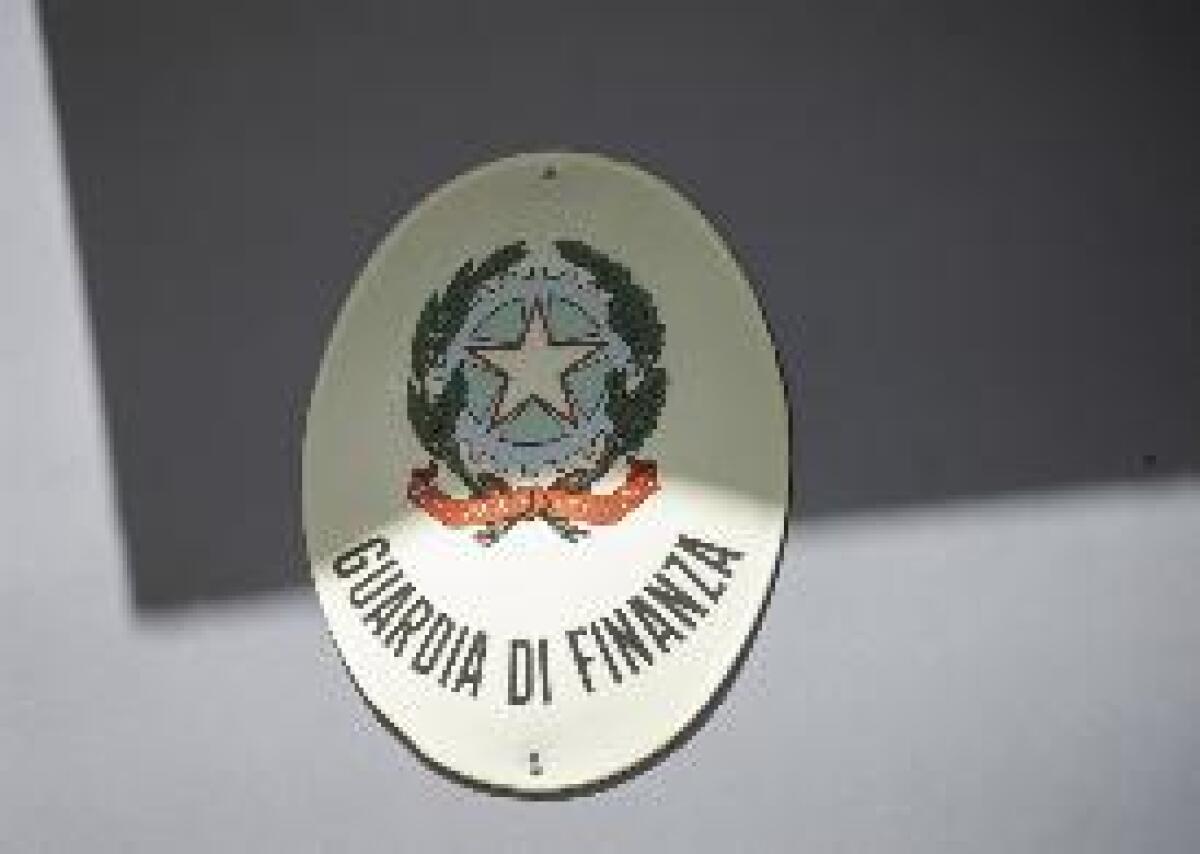 EVASIONE FISCALE E FRODE ALL'INPS, 6 ARRESTI A RIMINI -