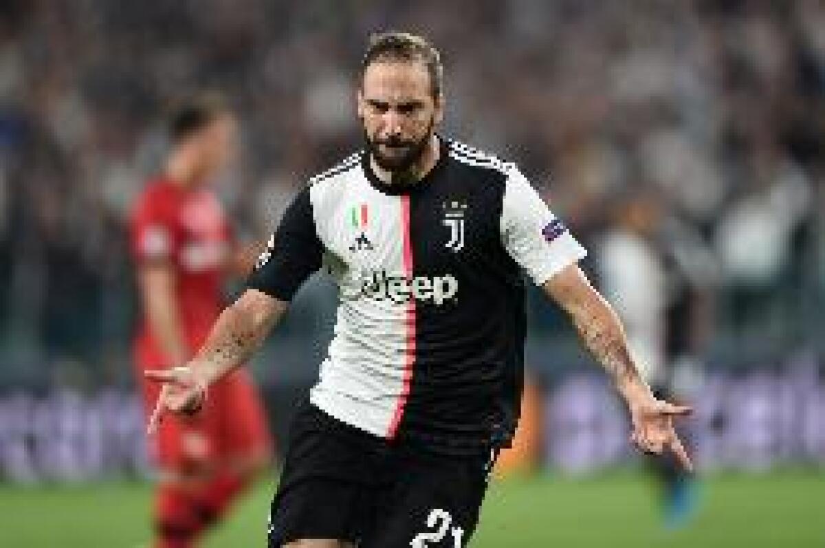 HIGUAIN, BERNARDESCHI E CR7, LA JUVE BATTE 3-0 IL BAYER LEVERKUSEN - 