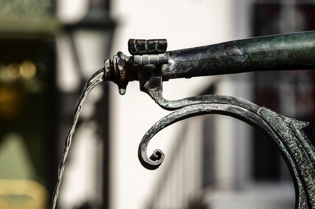 ACQUA, INVESTIMENTI IN CRESCITA MA IL SUD È ANCORA INDIETRO - 