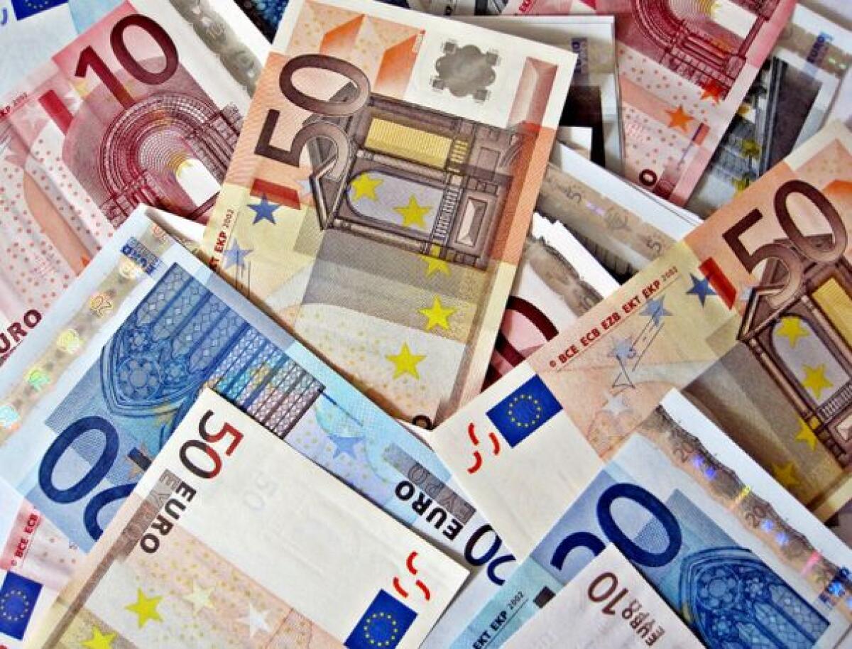 BANCHE, PRESTITI IN AUMENTO - 