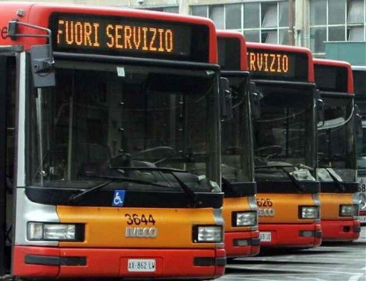 GIORNATA DI PASSIONE PER CHI USA I MEZZI PUBBLICI - 