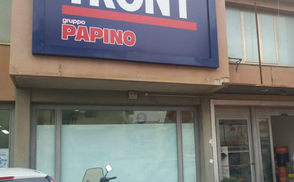 "Papino" licenzia, chiudono tanti negozi dell'azienda: salvo il punto vendita in città - Per ora niente licenziamenti nel punto vendita di Gela