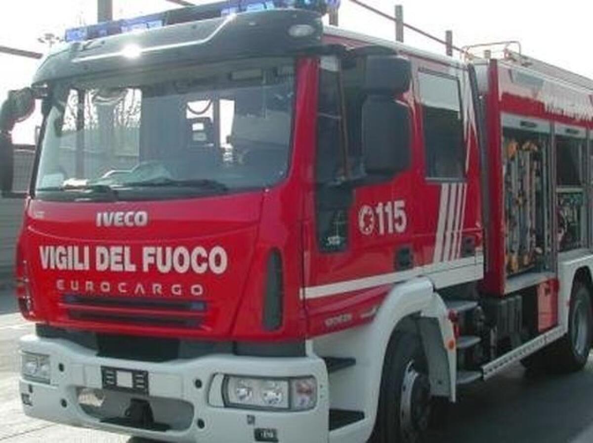 ESPLODE UN DEPOSITO DI FUOCHI D’ARTIFICIO NEL MESSINESE, TRE MORTI - 