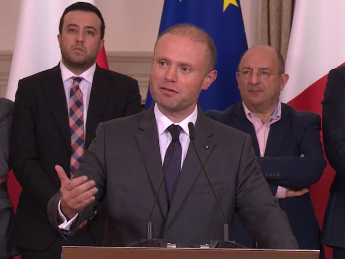 MALTA, MUSCAT GETTA LA SPUGNA E ANNUNCIA CHE SI DIMETTERÀ - 
