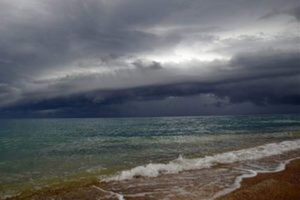 MALTEMPO IN LIGURIA, ALLERTA ROSSA A GENOVA - 
