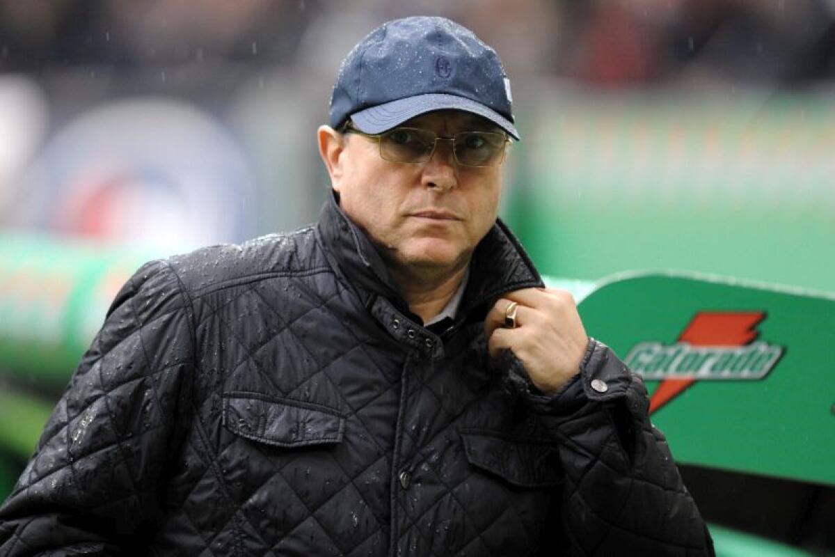 AGGREDITO AD CATANIA LO MONACO MA SQUADRA IN CAMPO A POTENZA -