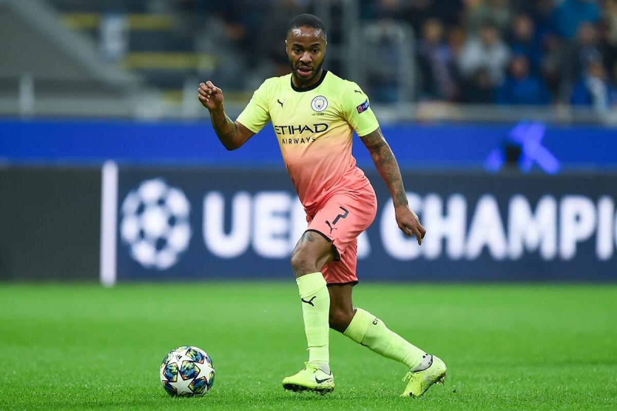STERLING AGGREDISCE GOMEZ E VIENE CACCIATO DALLA NAZIONALE INGLESE - 