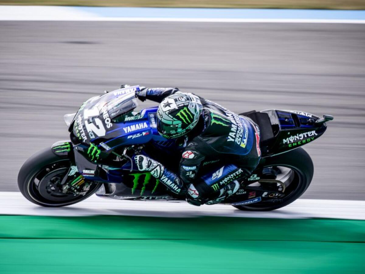 ULTIMO GIORNO DI TEST A VALENCIA, LE YAMAHA DETTANO IL PASSO - 