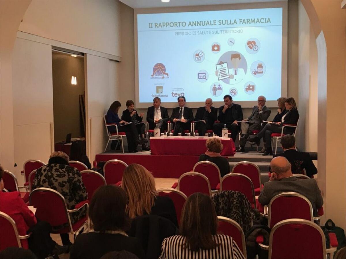 GLI ITALIANI SI FIDANO DELLE FARMACIE, IN ARRIVO NUOVI SERVIZI - 