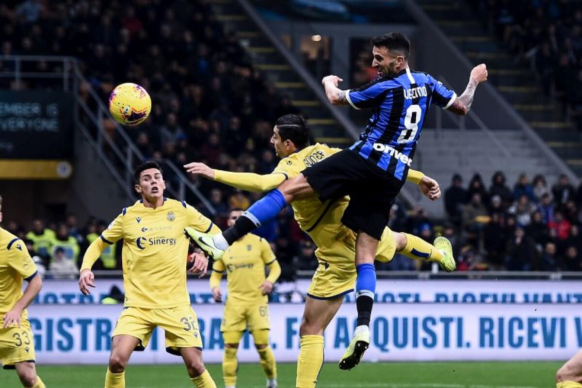 RIMONTA E INTER IN VETTA, VECINO E BARELLA STENDONO IL VERONA - 