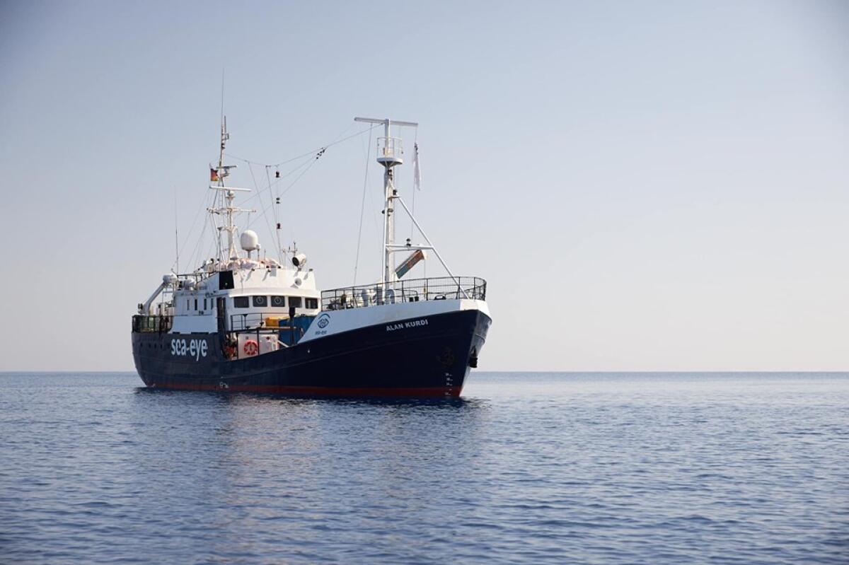 ARRIVATA A TARANTO LA NAVE ALAN KURDI CON A BORDO 88 MIGRANTI - 