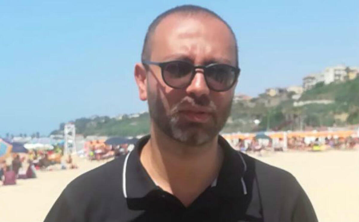 "Nessun obbligo di lavoro nei giorni festivi", Filcams: "Dipendenti perdono diritti morali" - Corallo si rivolge ai lavoratori del settore terziario