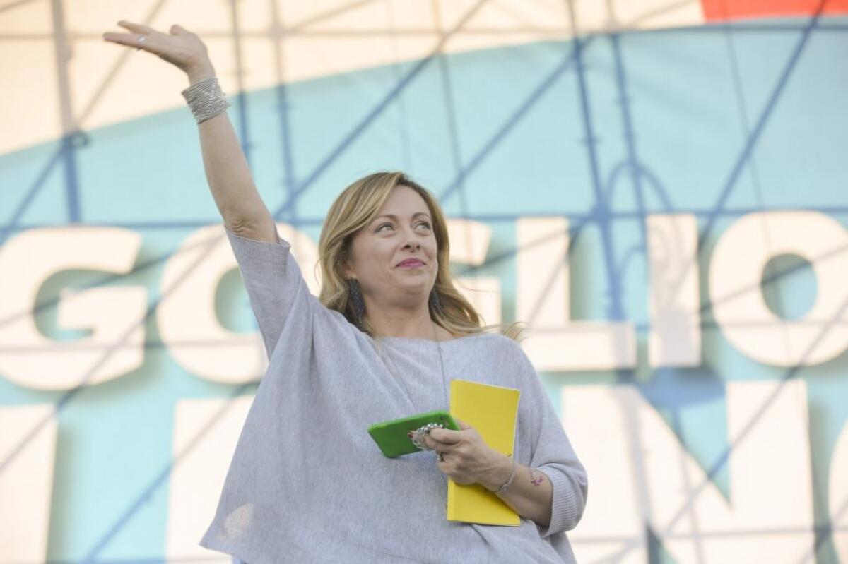 MANOVRA, MELONI “ABOLIRE IL REDDITO DI CITTADINANZA” - 