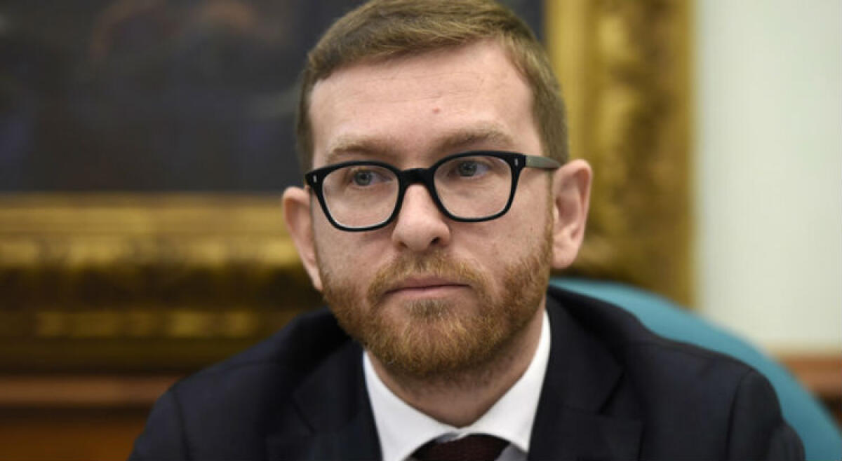 Visita Provenzano a rischio per scioperi aerei, ministro ci sarà: in Comune sabato sera - Ministro sarà in città nella prima serata di sabato