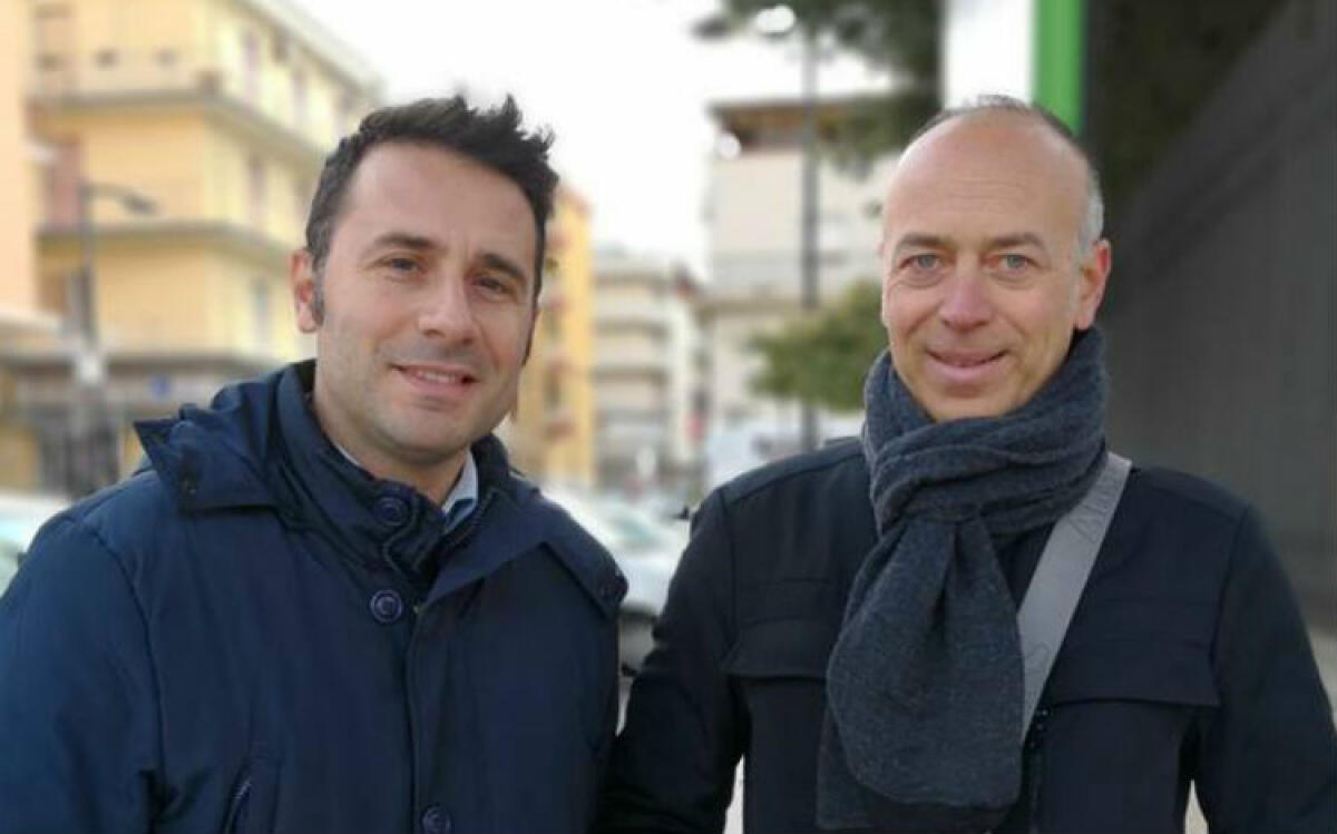 "Lorefice e Di Paola ora sanno solo difendere Eni", Siciliano: "Perché protocollo firmato a porte chiuse?" - Di Paola e il senatore Pietro Lorefice
