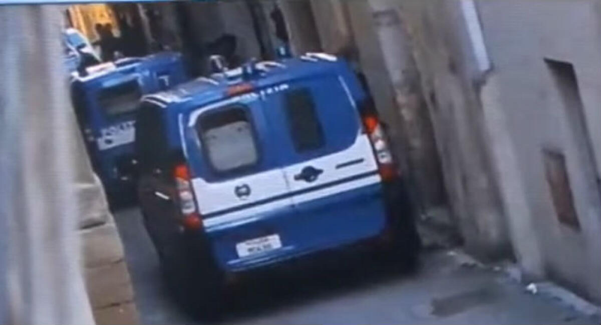 Droga in centro storico, nel blitz "Supermarket" arrestato Raitano: era in carcere per armi - Le indagini condotte dai poliziotti