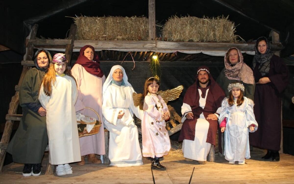 Inaugurato il Presepe Vivente nella parrocchia Santa Maria di Betlemme - 