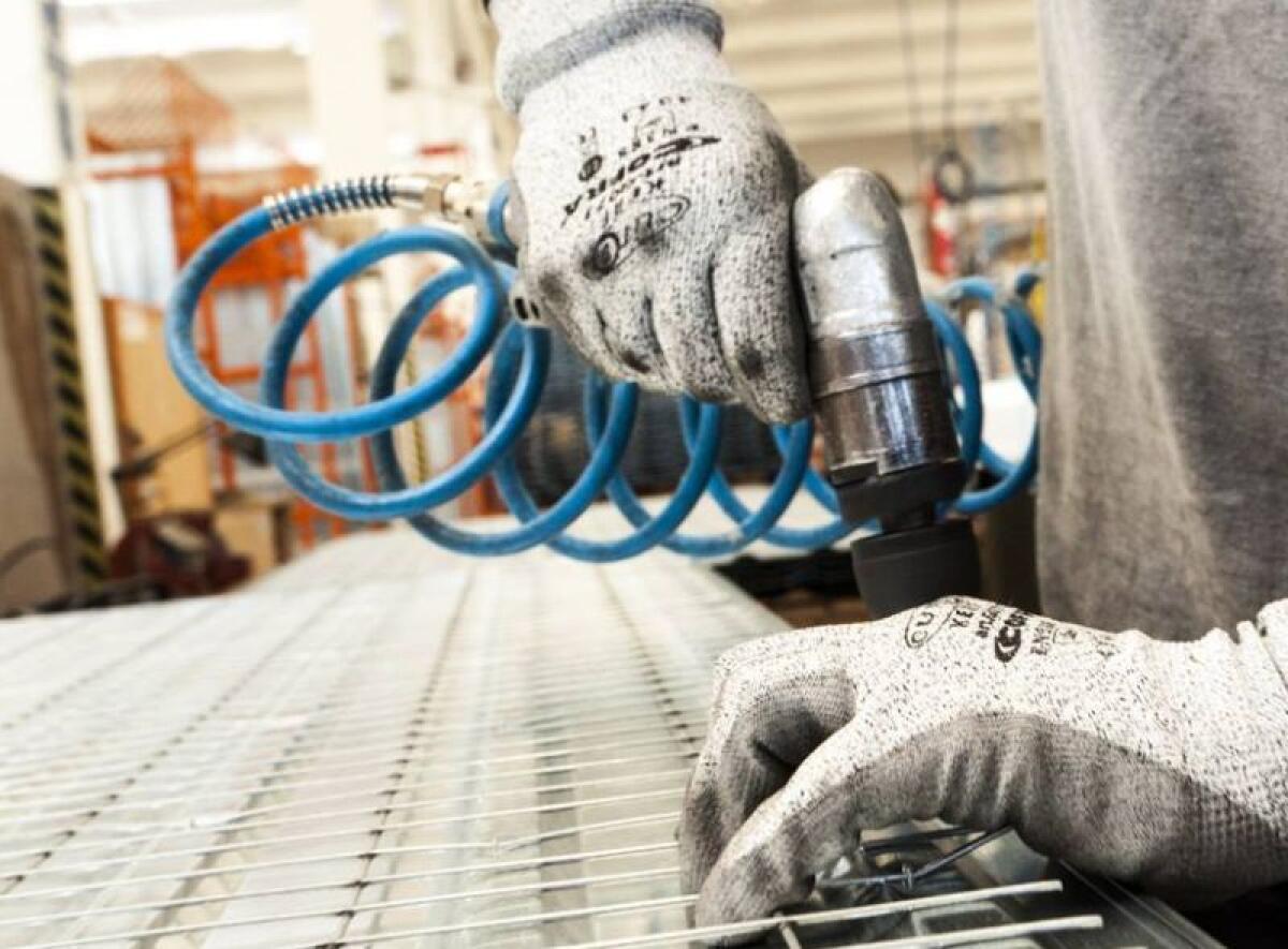 PER LE PMI LA CATTIVA BUROCRAZIA COSTA 57 MILIARDI L’ANNO - 