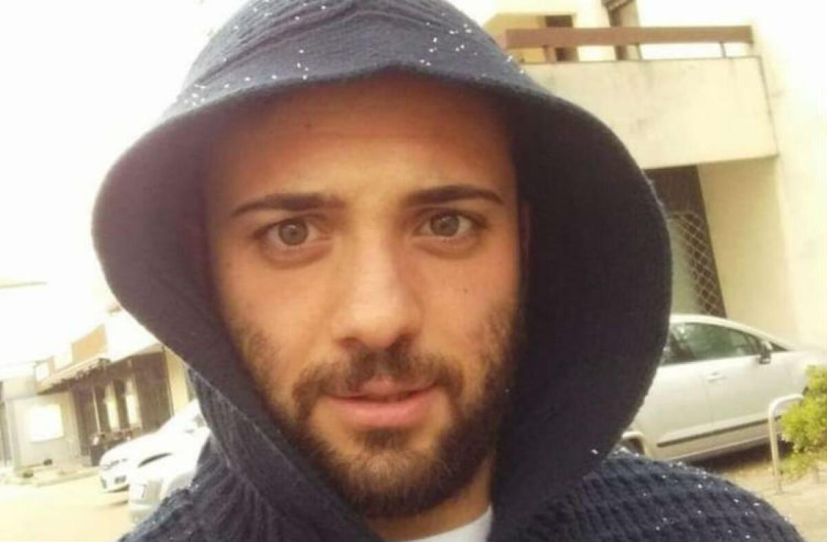 Dramma dopo lo schianto, Angelo non ce l'ha fatta: è morto per le ferite riportate - Il giovane è morto