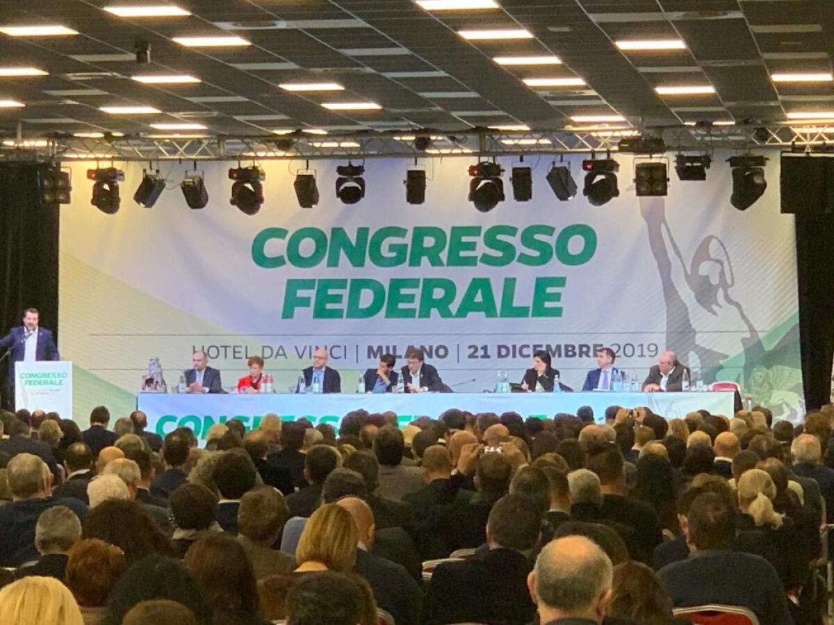 LEGA, CONGRESSO FEDERALE APPROVA PER ALZATA DI MANO NUOVO STATUTO - 