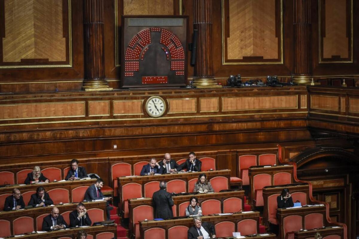 TRE SENATORI DEL M5S PASSANO ALLA LEGA - 