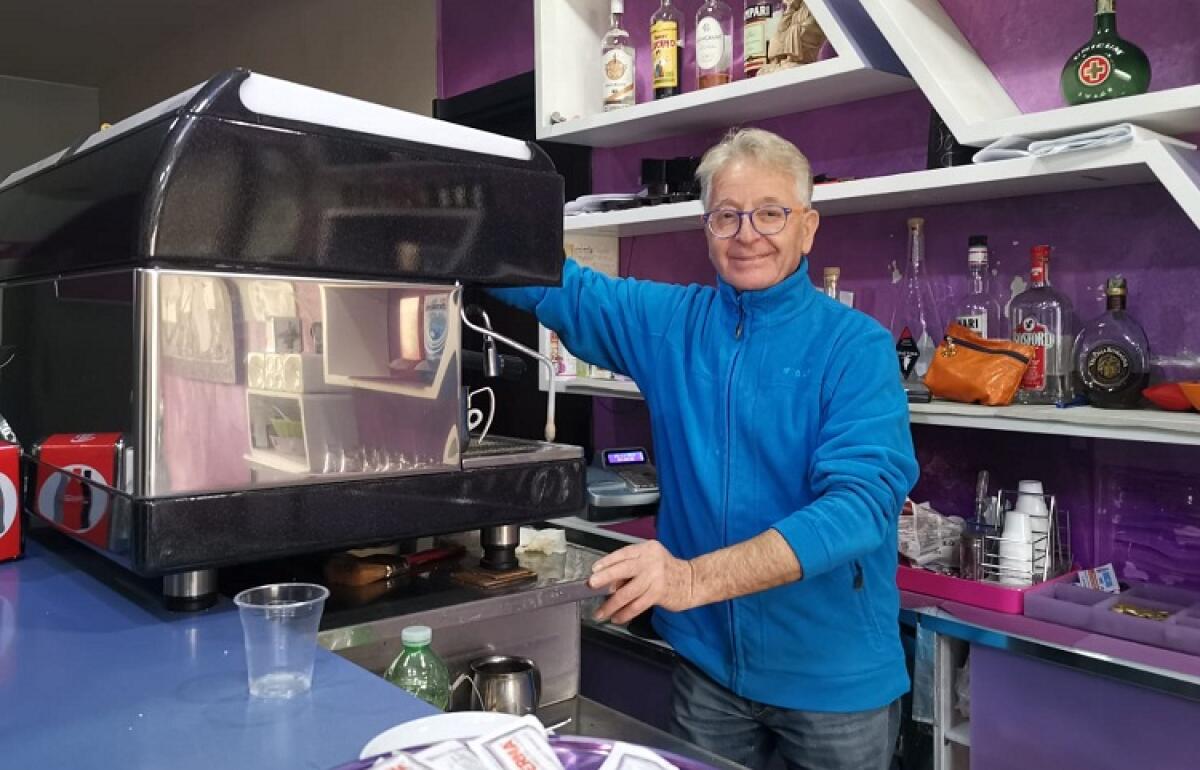 La crisi non risparmia nessuno, chiude lo storico Bar Taormina - 