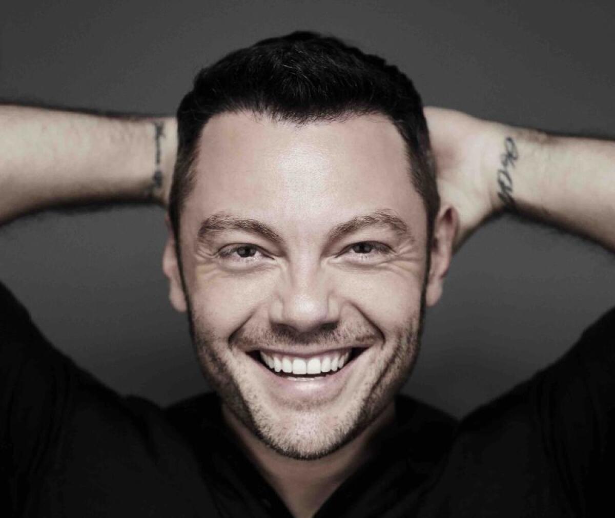 TIZIANO FERRO, “ACCETTO MIRACOLI” E’ DISCO DI PLATINO - 