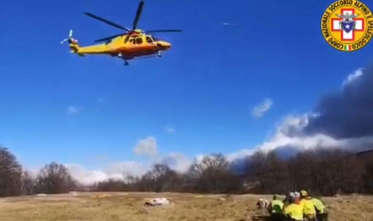 GRAN SASSO, MORTI DUE GIOVANI ALPINISTI - 