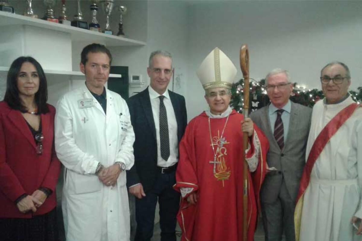 Rsa di Macchitella, il vescovo con gli assistiti per la festa di Santa Barbara -