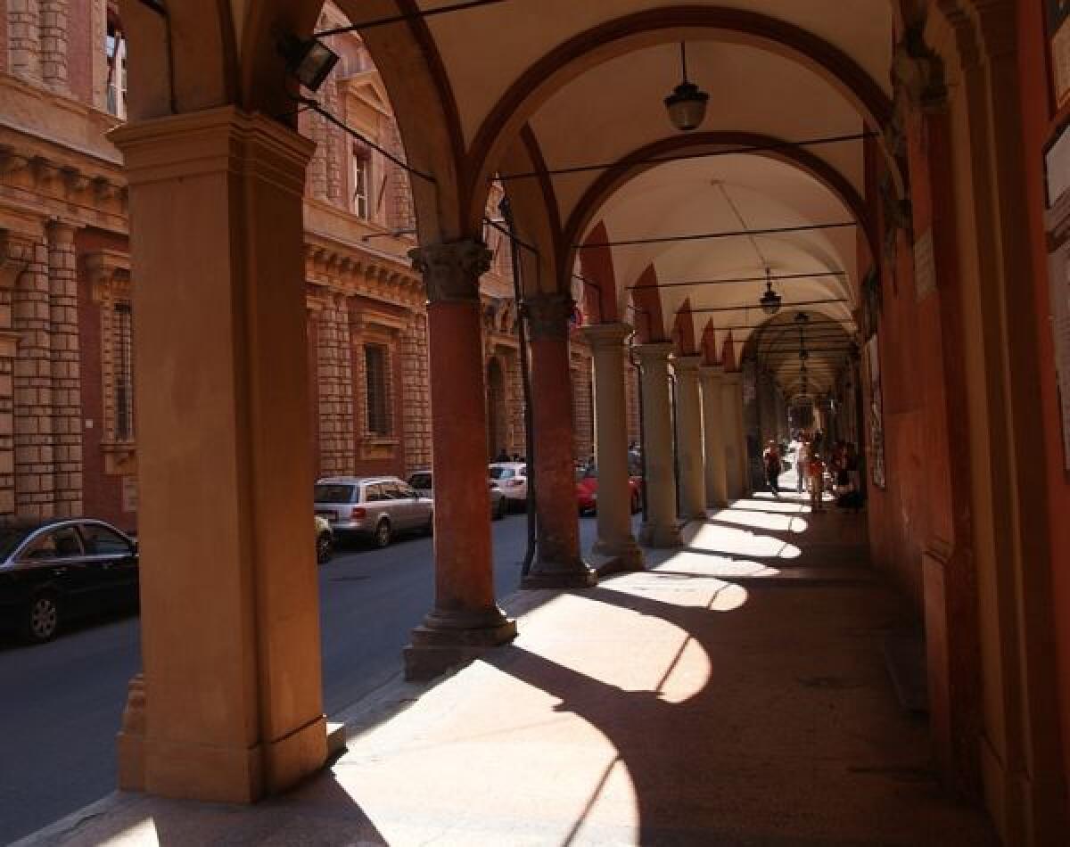 UNESCO, I PORTICI DI BOLOGNA CANDIDATI ALLA LISTA PATRIMONIO UMANITÀ - 