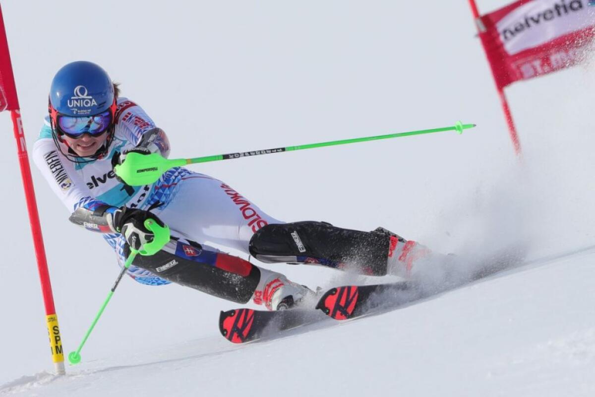 VLHOVA VINCE LO SLALOM DI FLACHAU, IRENE CURTONI CHIUDE 13^ - 