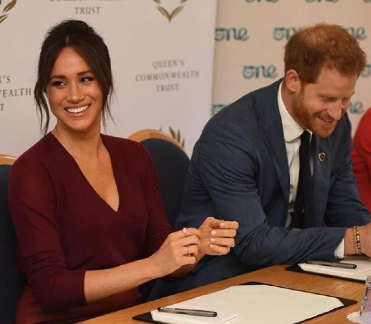UK, DALLA REGINA SÌ A NUOVA VITA HARRY E MEGHAN “SENZA FONDI PUBBLICI” - 